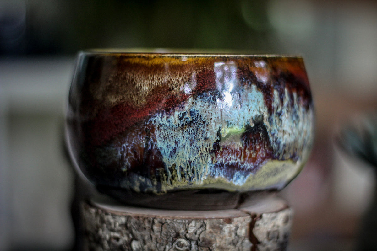 16-B Rainbow Grotto Bowl, 26 oz.