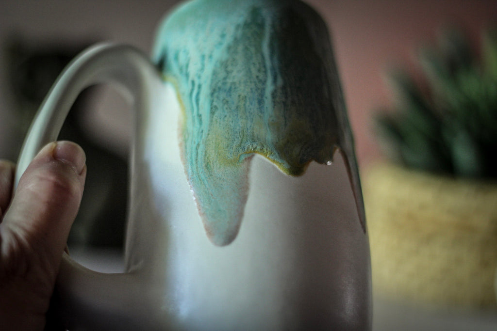 18-G Atlantean Jade Mug, 19 oz.