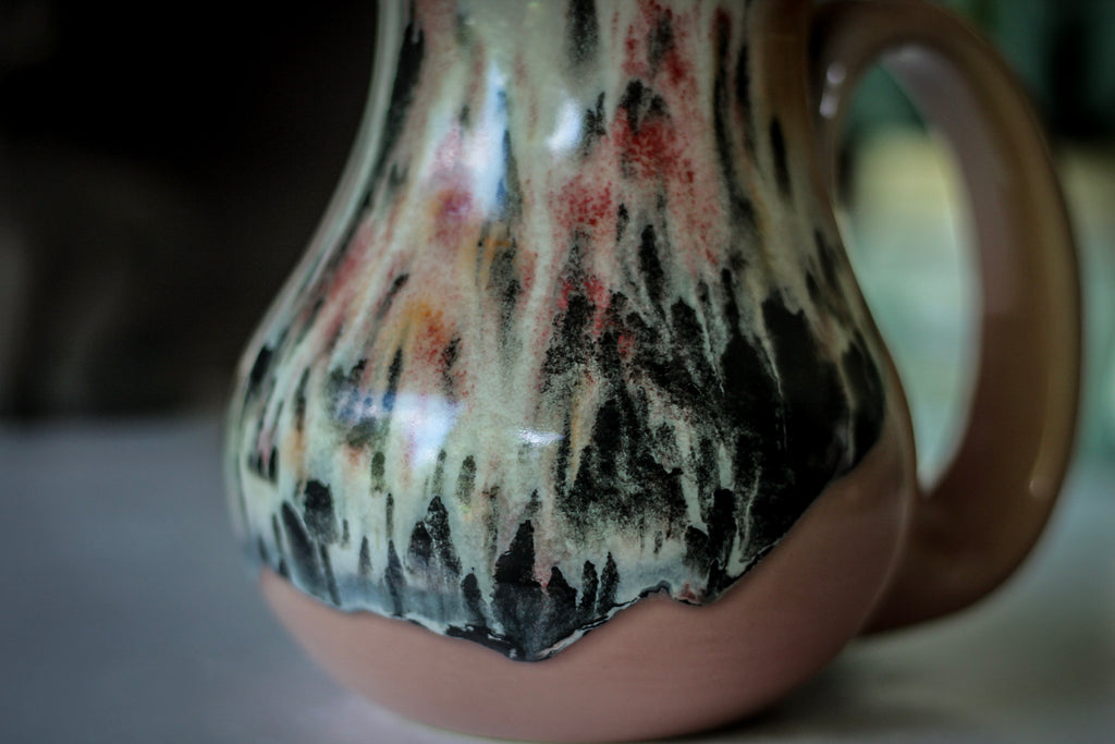 16-D Grandma's Lace Flared Mug, 17 oz.
