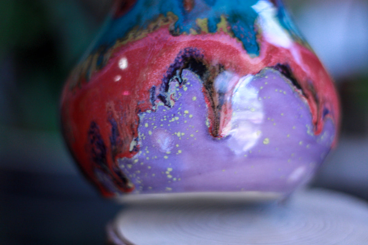 10-B Rainbow Grotto Barely Flared Notched Mug - MISFIT, 19 oz. - 10% off