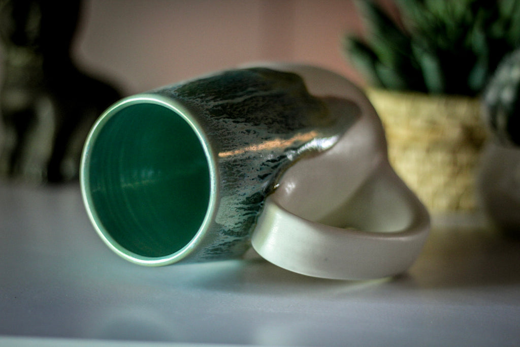 18-G Atlantean Jade Mug, 19 oz.