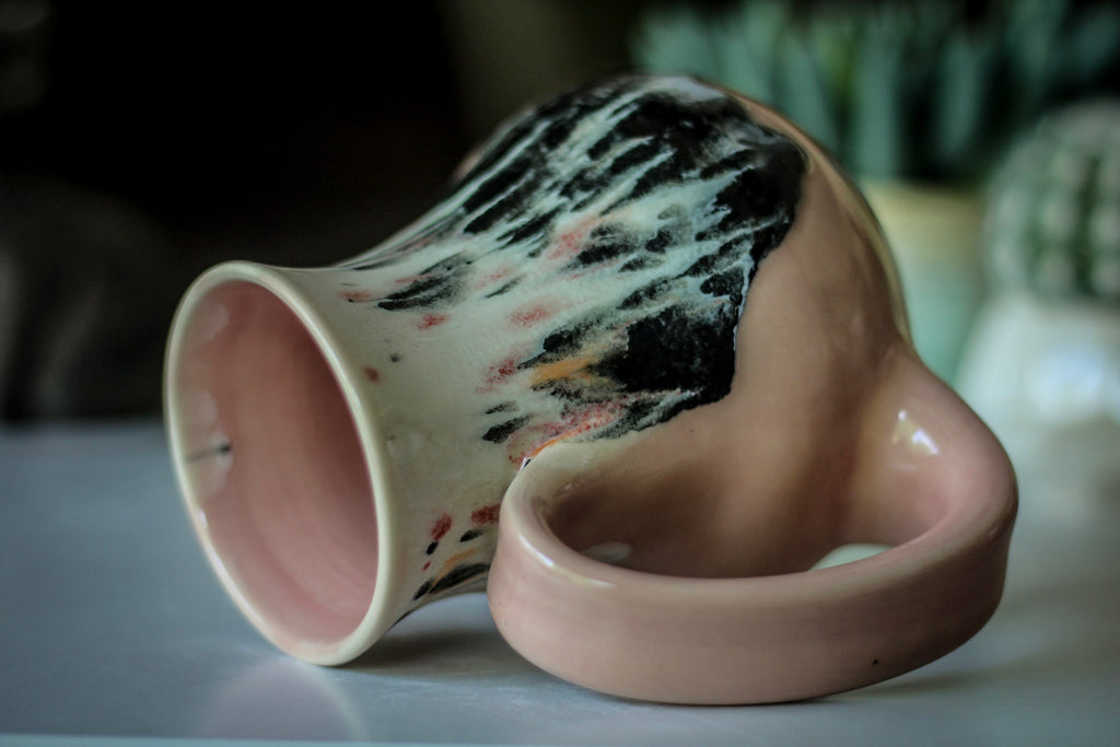 16-D Grandma's Lace Flared Mug, 17 oz.