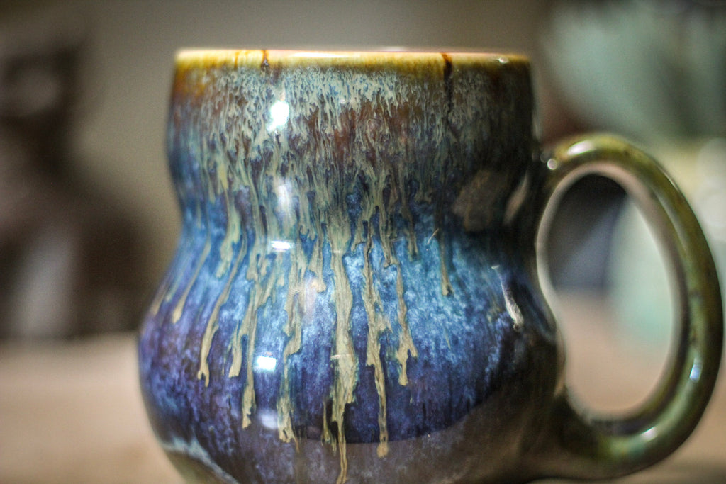 18-E PROTOTYPE Gourd Mug, 14 oz.