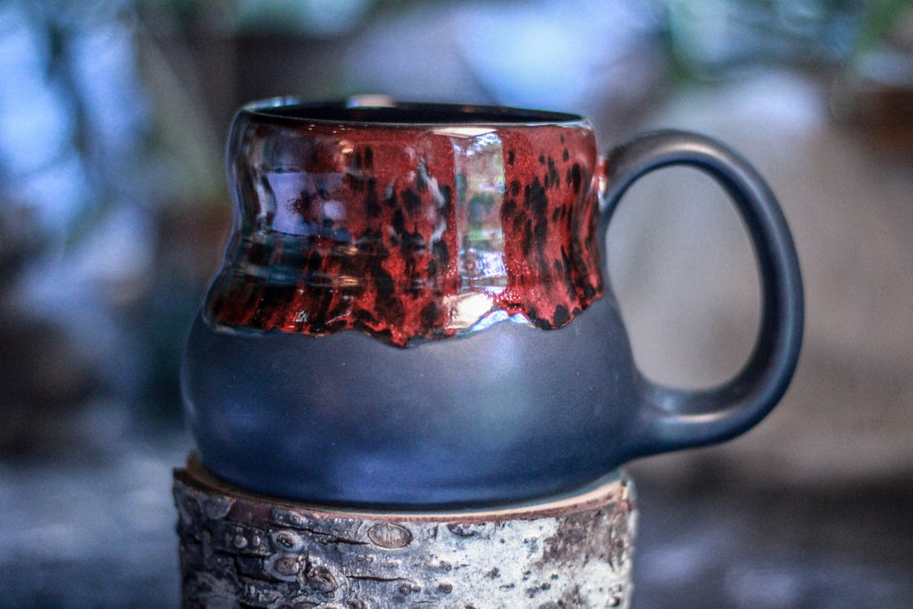 17-D Molten Gothic Squat Fat-Bottomed Mug, 18 oz.