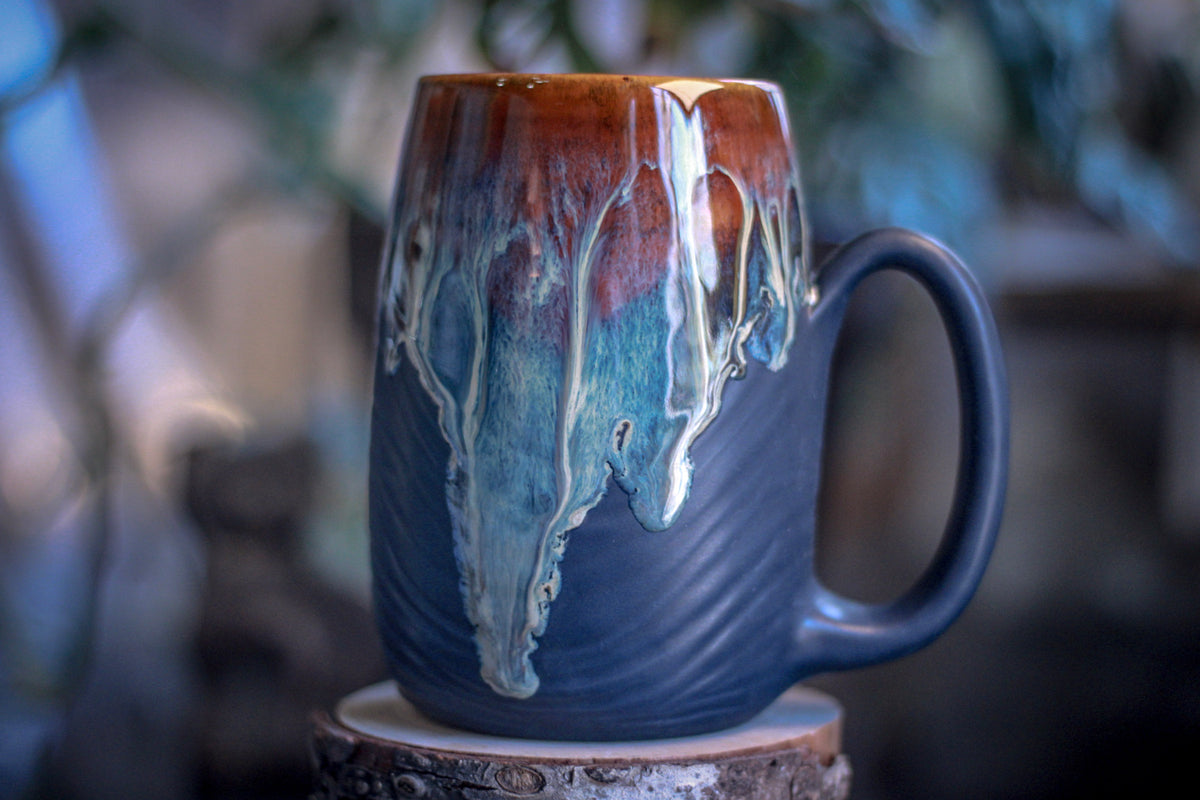 17-D New Wave Textured Stein Mug, 24 oz.