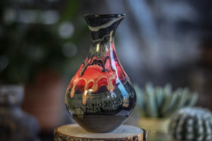16-A Molten Strata Vase, 9 oz