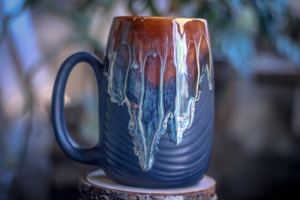 17-D New Wave Textured Stein Mug, 24 oz.