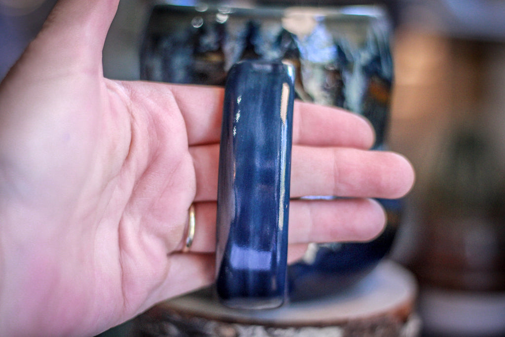 17-D Moody Blues Gourd Mug, 22 oz.