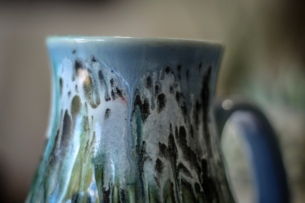 19-D Green Mountain Barely Flared Textured Mug - MISFIT, 17 oz. - 10% off
