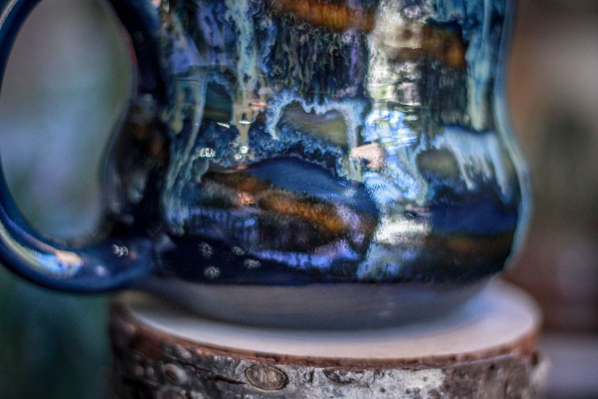 17-D Moody Blues Gourd Mug, 22 oz.