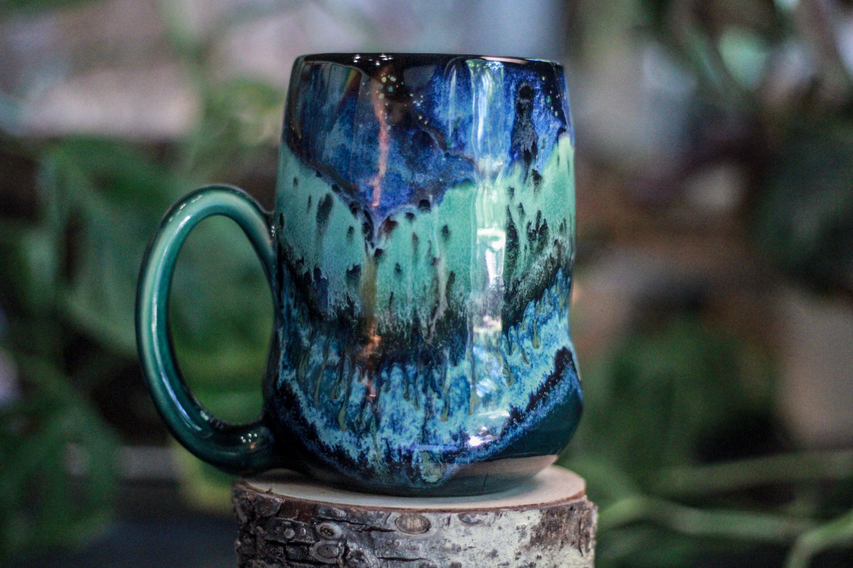 01-B Mountain Aurora Gourd Mug - MISFIT, 23 oz. - 35% off