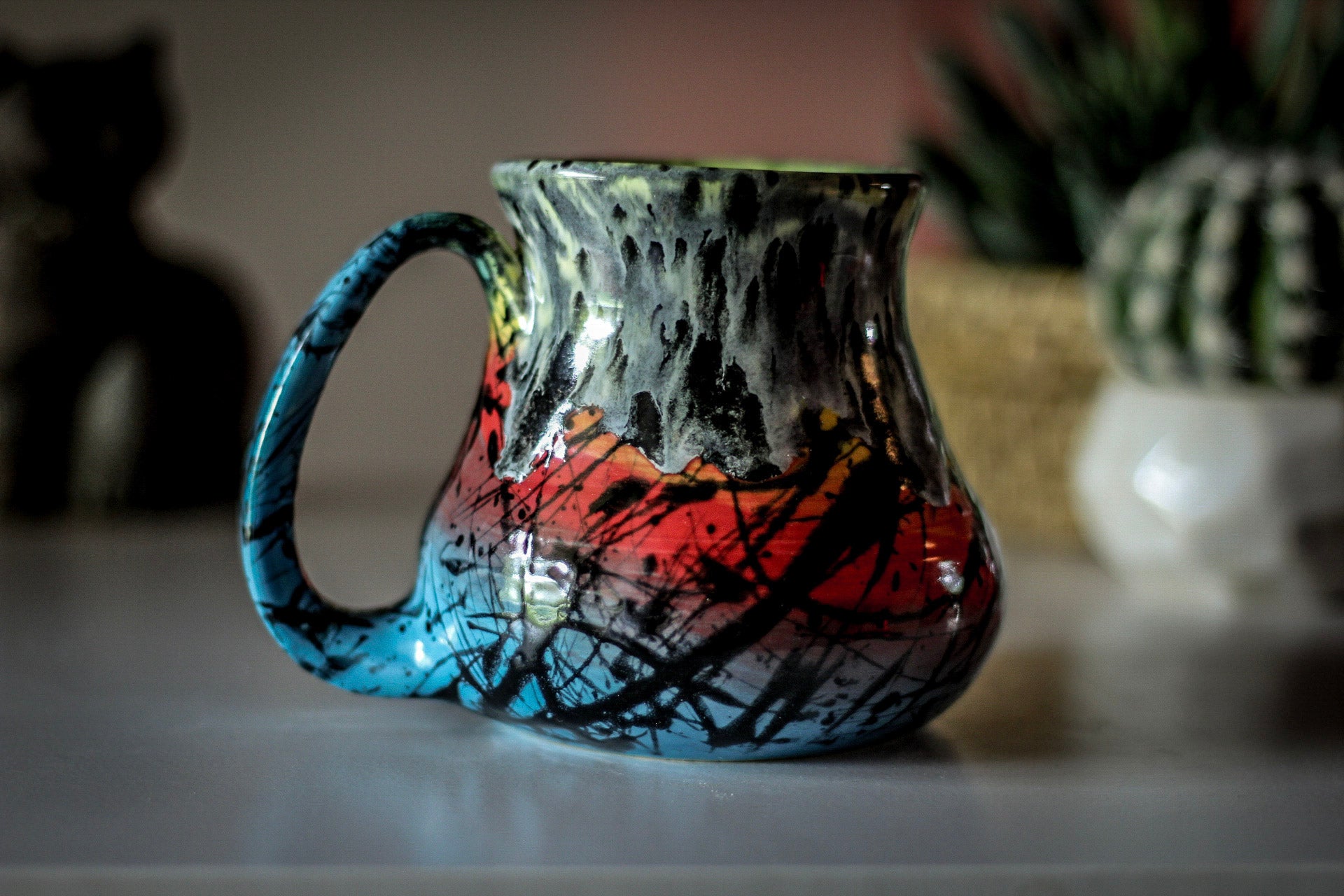 01-B Corona Flow Flared Mug, 15 oz.