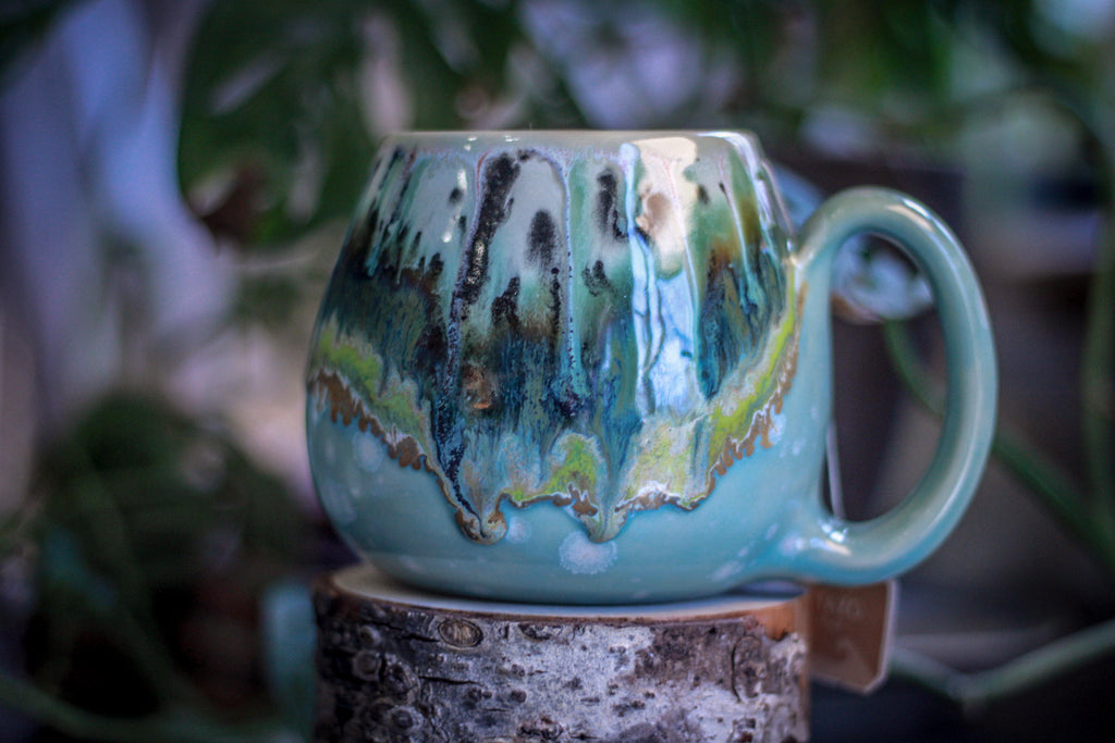 01-B Champlain Falls Notched Mug - TOP SHELF, 22 oz.