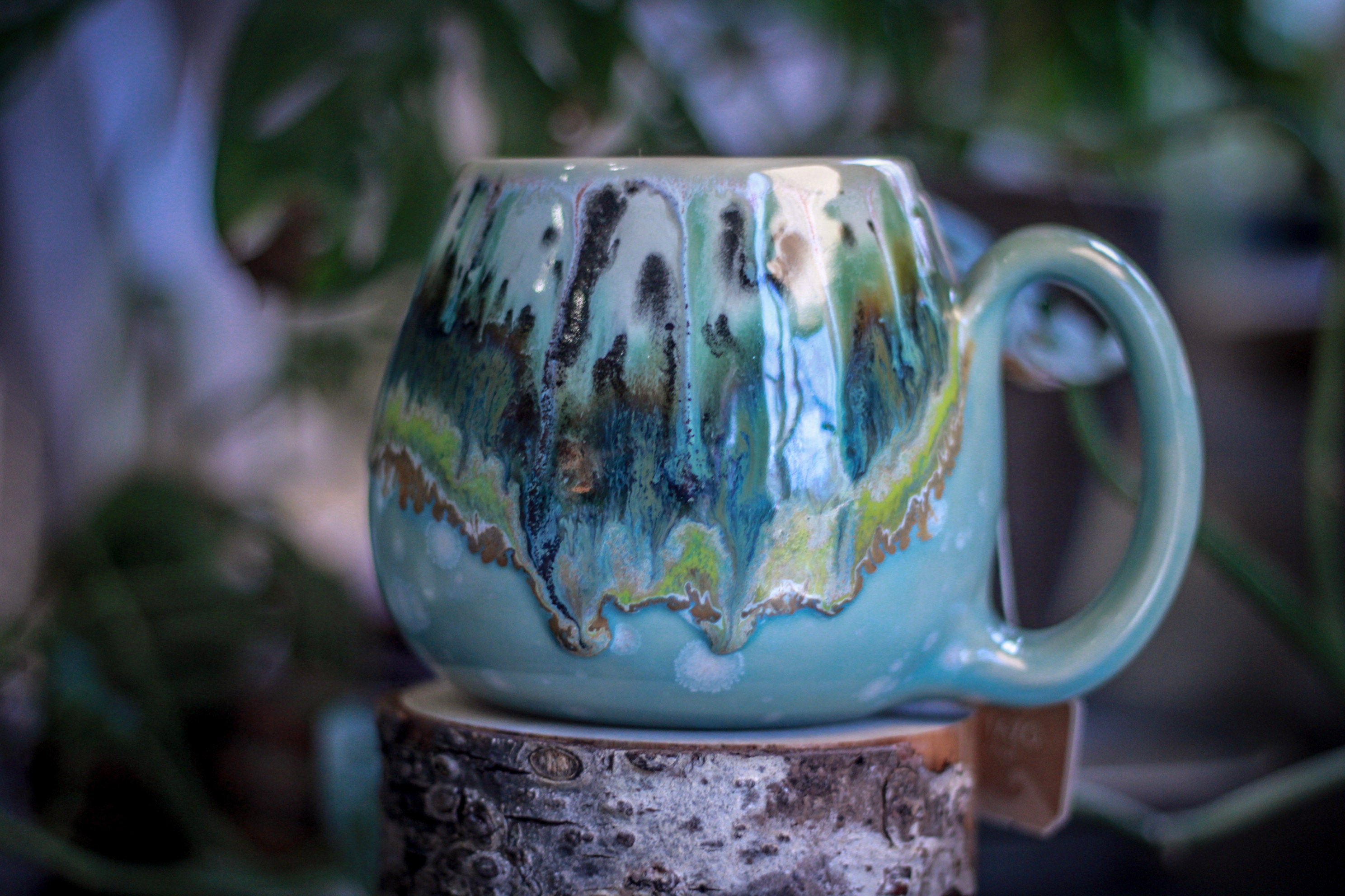 01-B Champlain Falls Notched Mug - TOP SHELF, 22 oz.