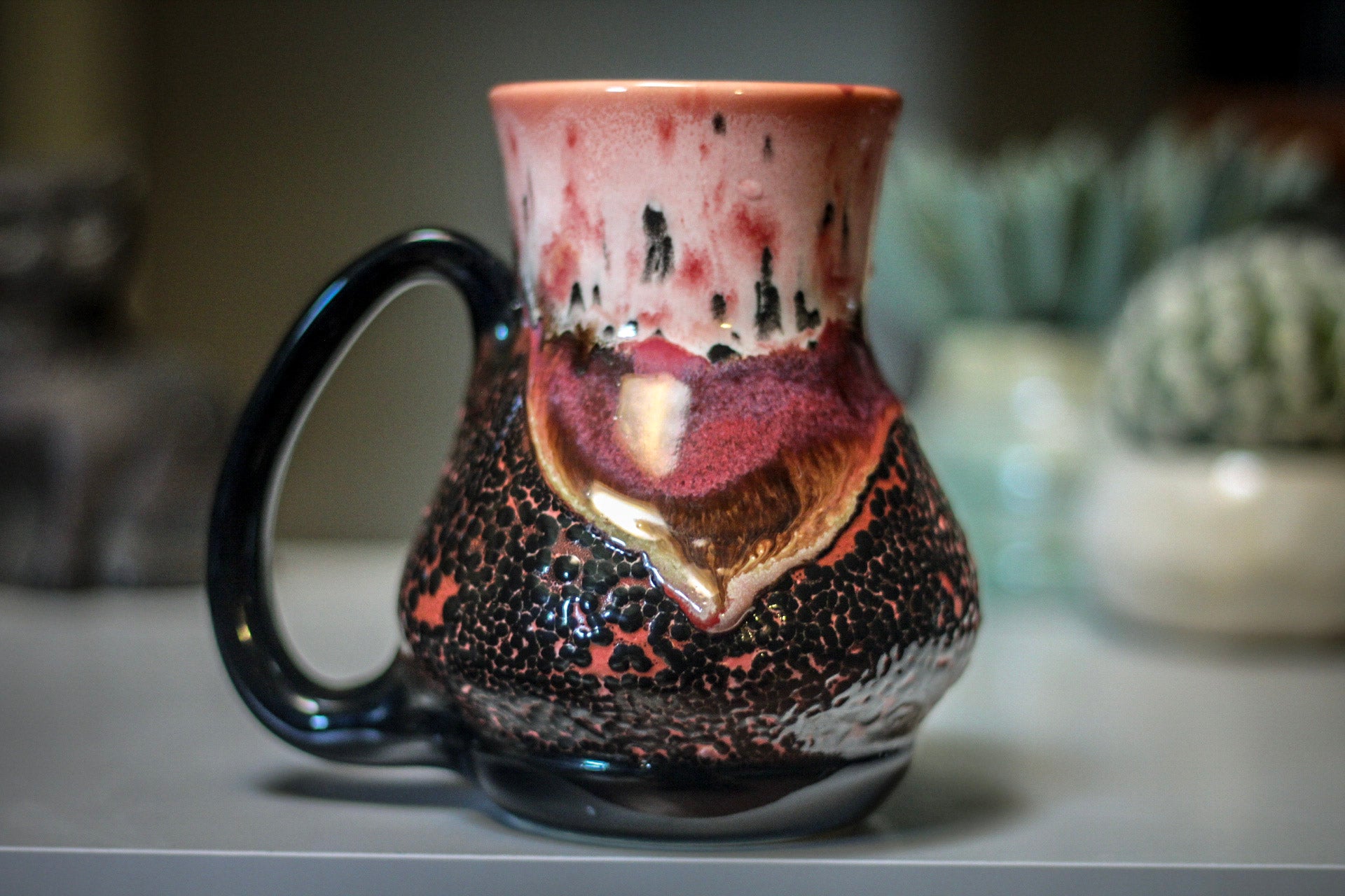 01-B Coral Mountain Lava Flared Acorn Mug - ODDBALL, 18 oz. - 10% off