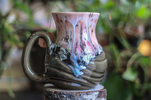 01-D Granny's Boudoir Flared Notched Textured Mug - TOP SHELF MISFIT, 20 oz.