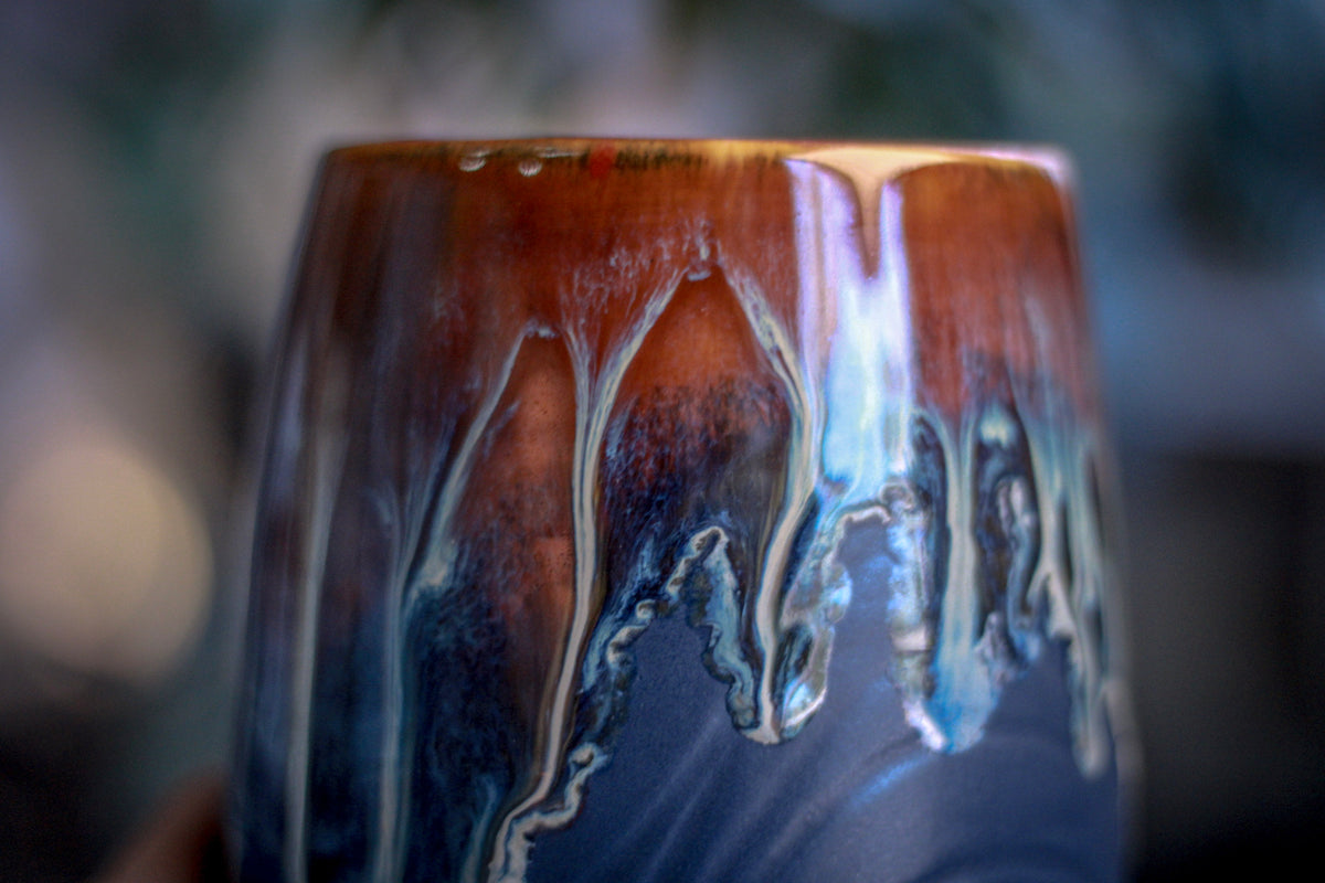 17-D New Wave Textured Stein Mug, 24 oz.