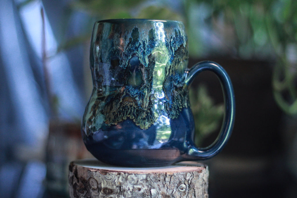 18-D Moody Blues Gourd Mug, 20 oz.