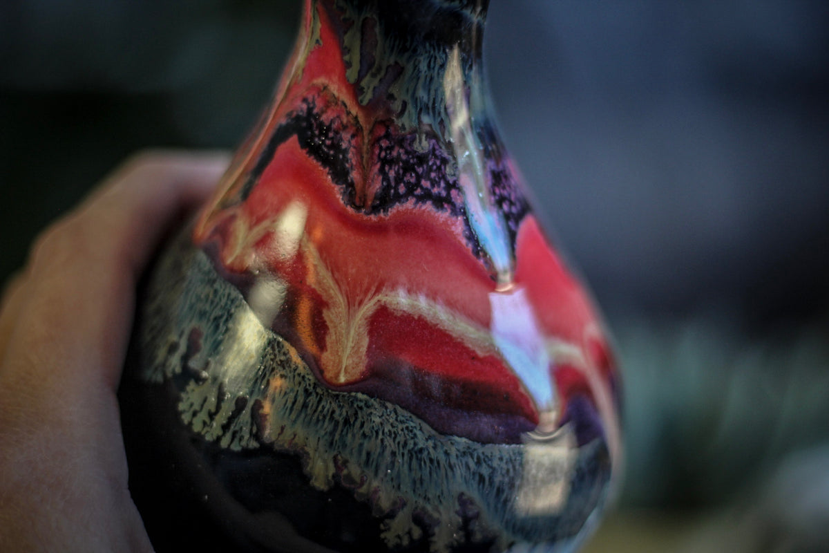 16-A Molten Strata Vase, 9 oz