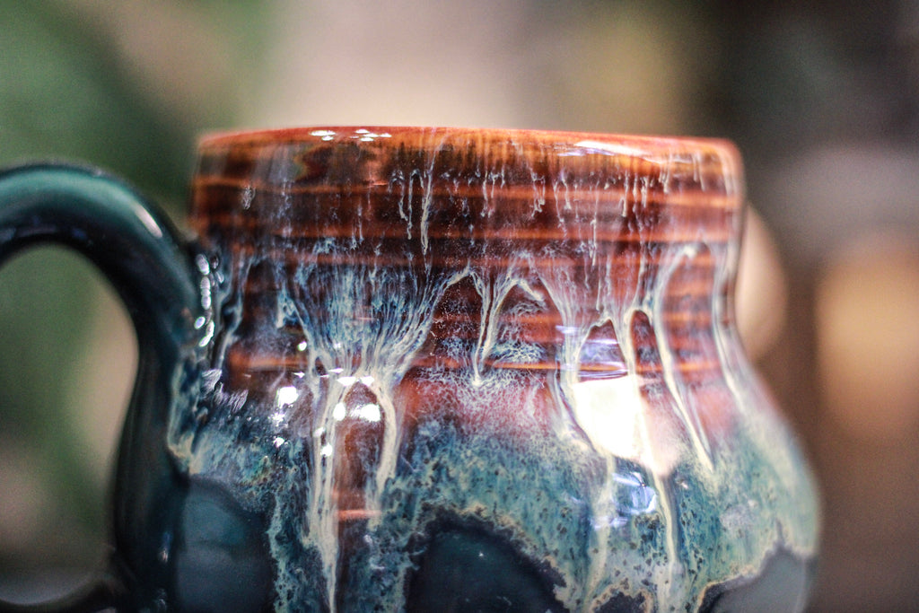 19-D New Wave Textured Mug, 21 oz.