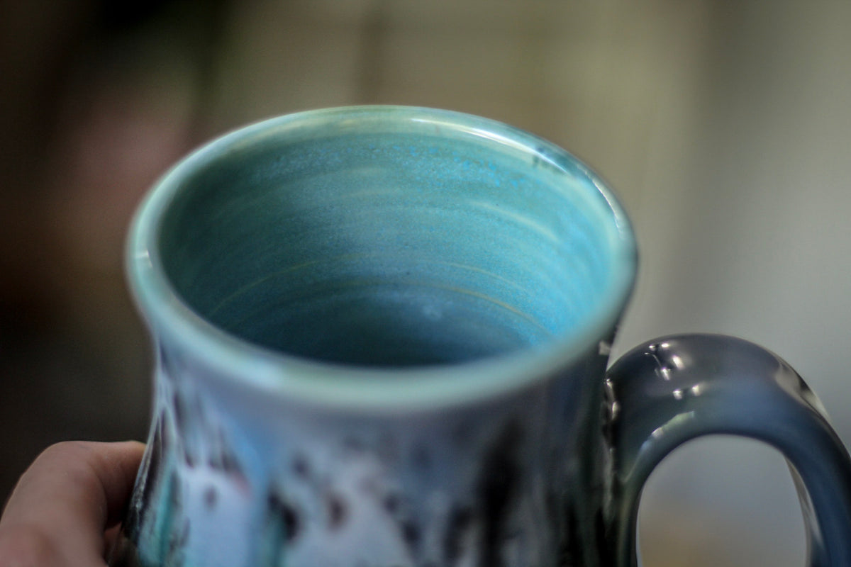 19-D Green Mountain Barely Flared Textured Mug - MISFIT, 17 oz. - 10% off