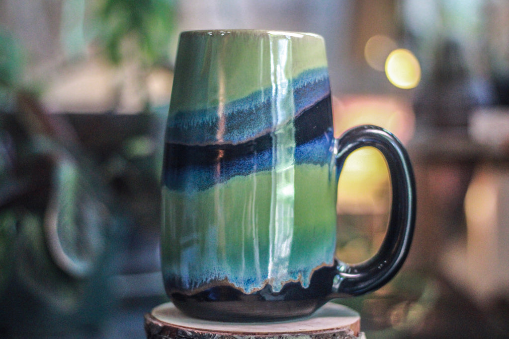 17-E Aurora Mug, 23 oz.