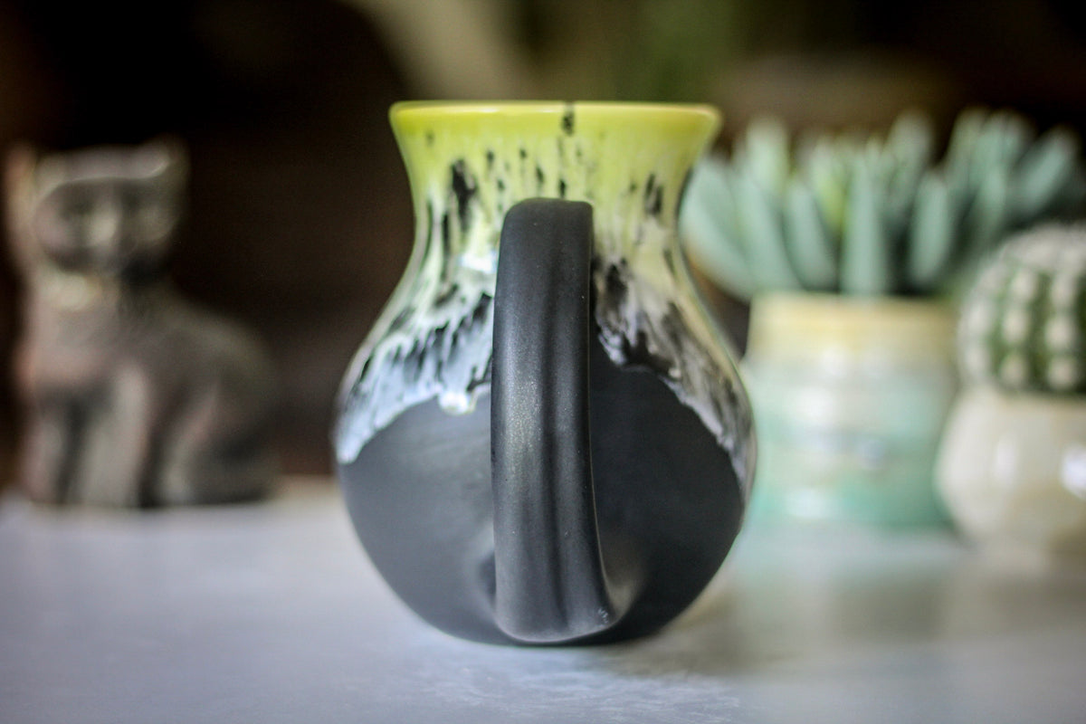 18-E PROTOTYPE Flared Mug, 20 oz.