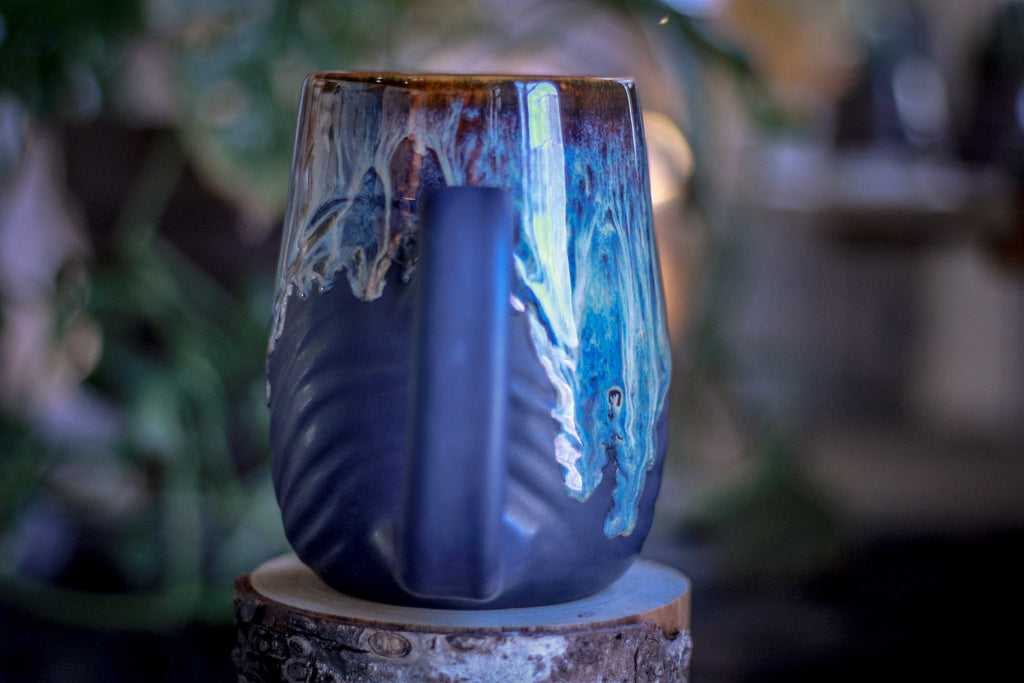 16-D New Wave Textured Mug, 22 oz.