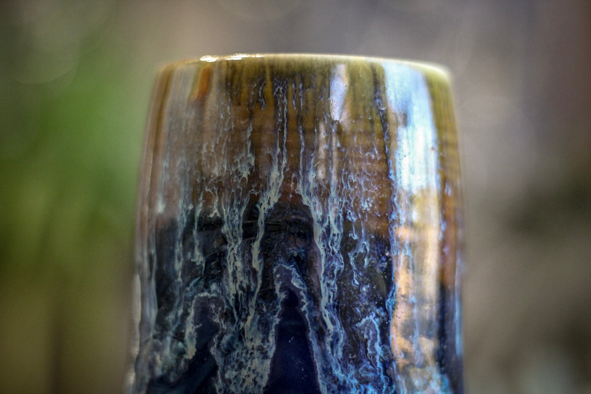 16-D Mossy Wave Textured Gourd Mug, 18 oz.
