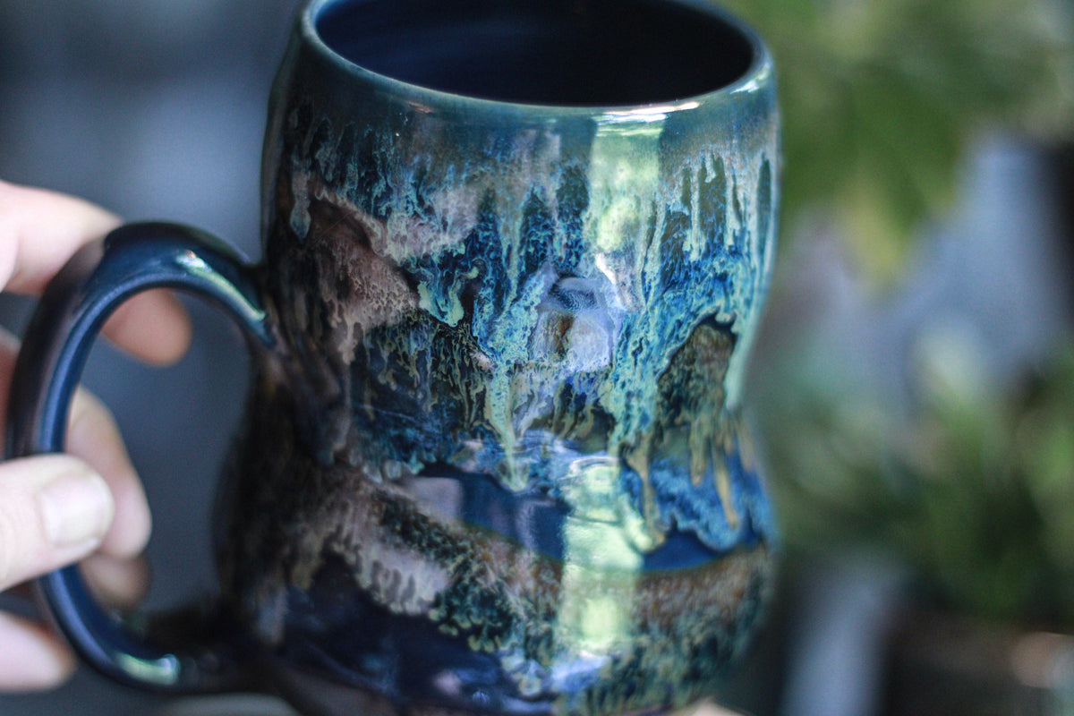 18-D Moody Blues Gourd Mug, 20 oz.