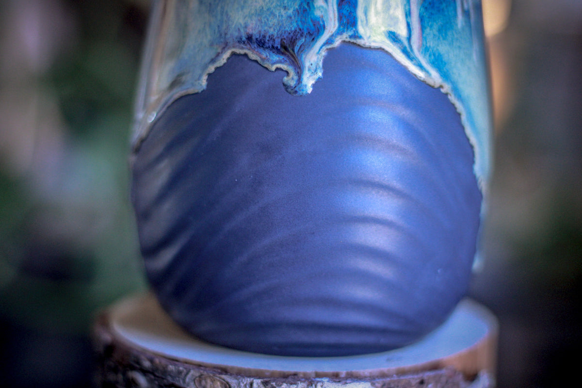 16-D New Wave Textured Mug, 22 oz.