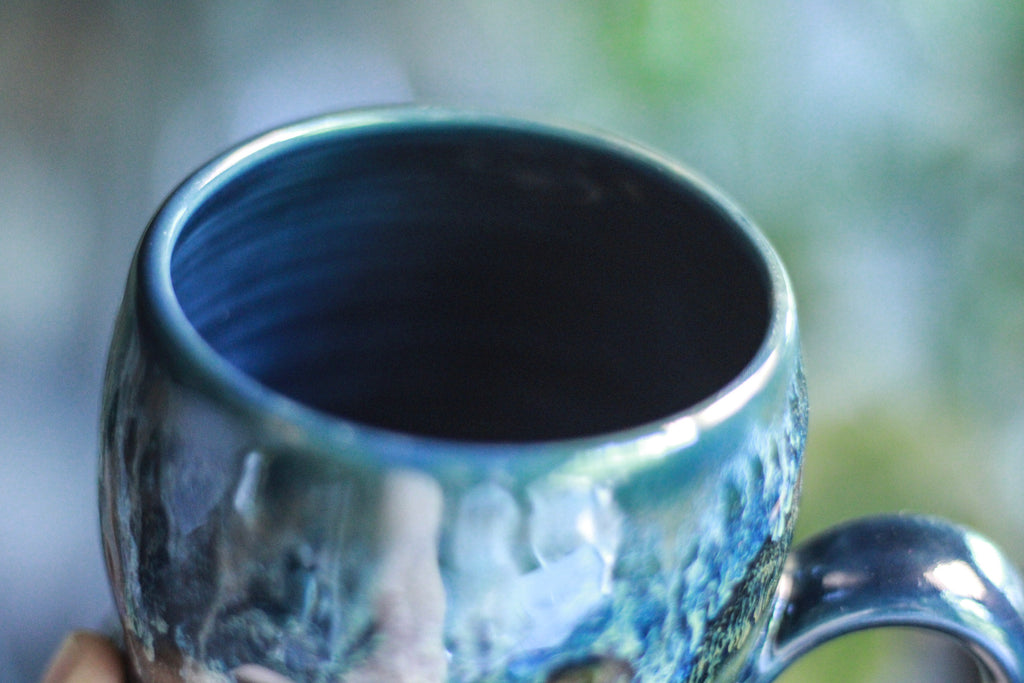 18-D Moody Blues Gourd Mug, 20 oz.