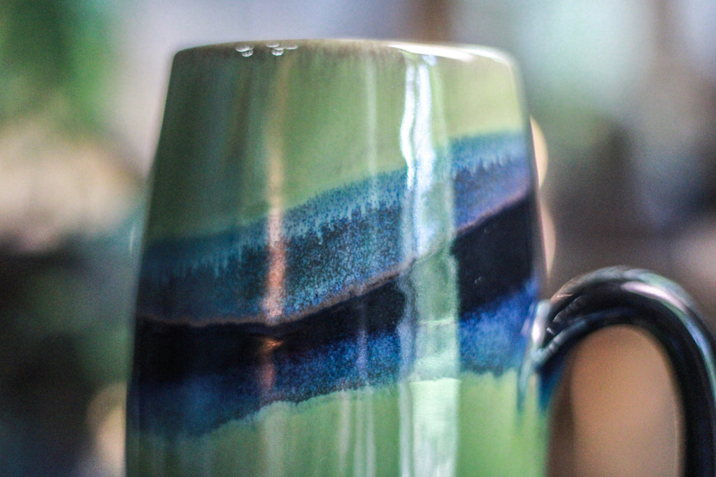 17-E Aurora Mug, 23 oz.