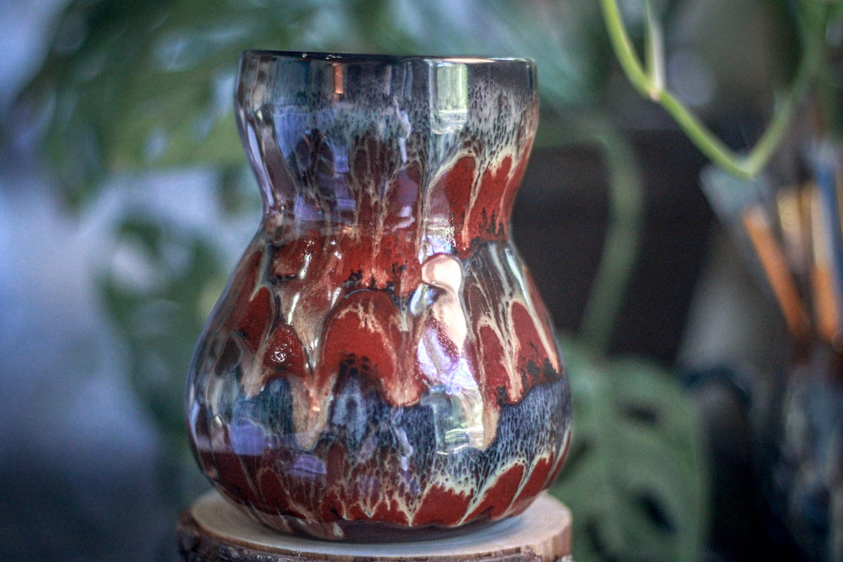 19-D Scarlet Grotto Variation Mug - MINOR MISFIT, 22 oz. - 10% off