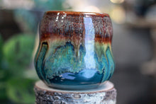 Load image into Gallery viewer, 18-C PROTOTYPE Notched Gourd Mug, 20 oz.