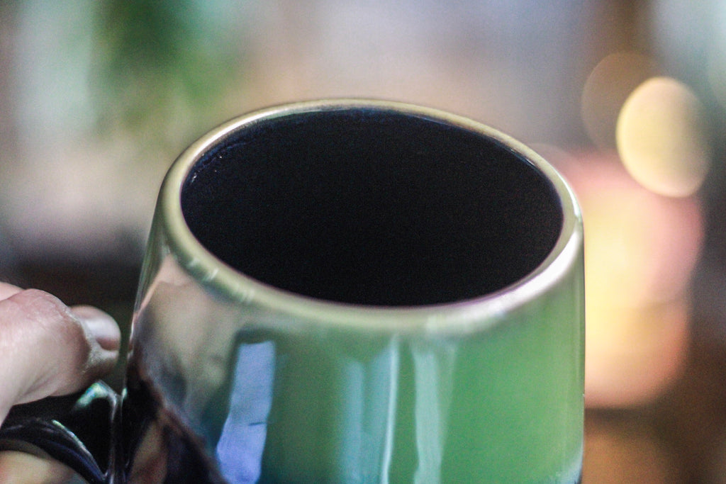 17-E Aurora Mug, 23 oz.
