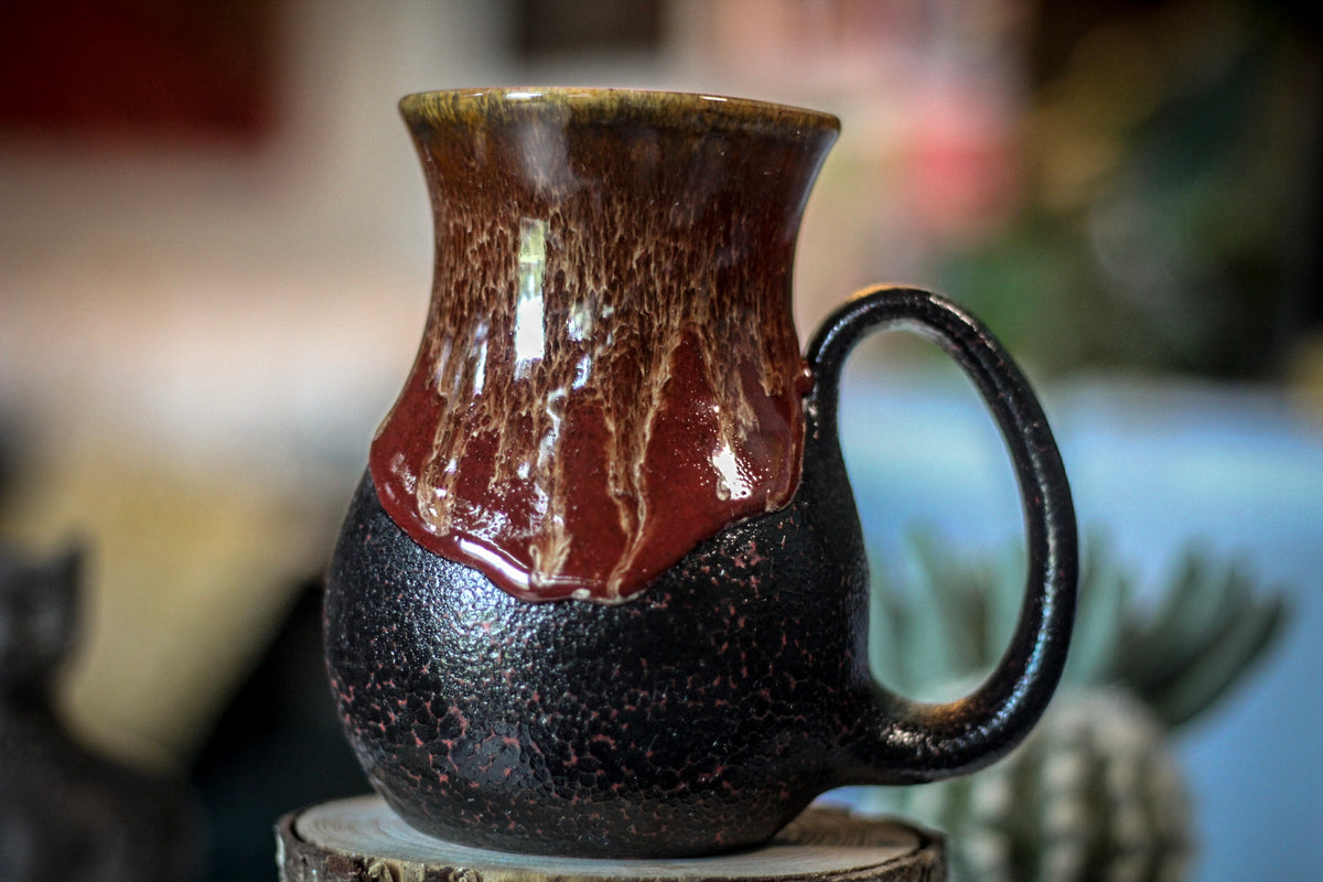 19-D Molten Magic Variation Flared Mug, 19 oz.
