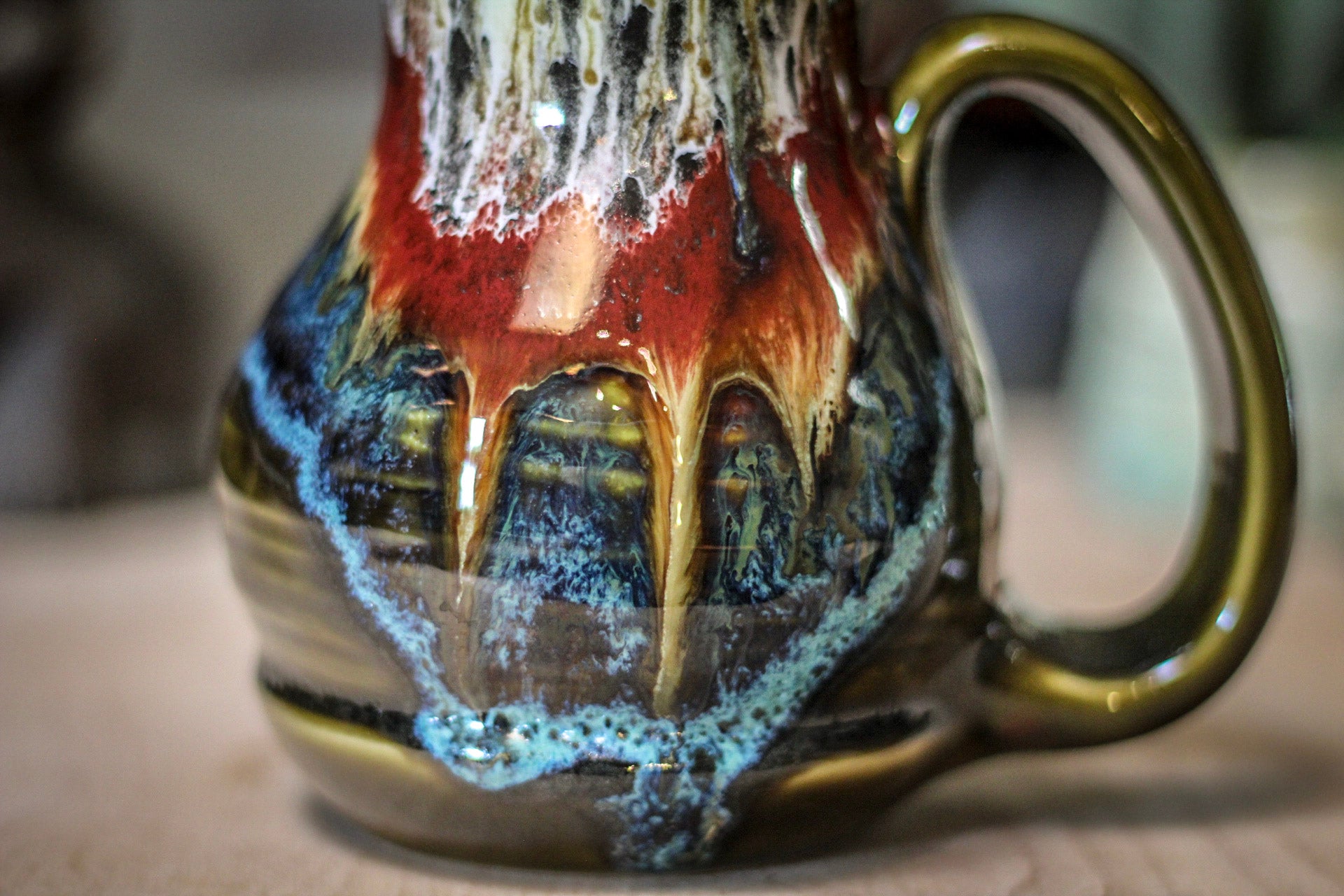 02-A Blood Moon Barely Flared Textured Acorn Mug - TOP SHELF, 20 oz.