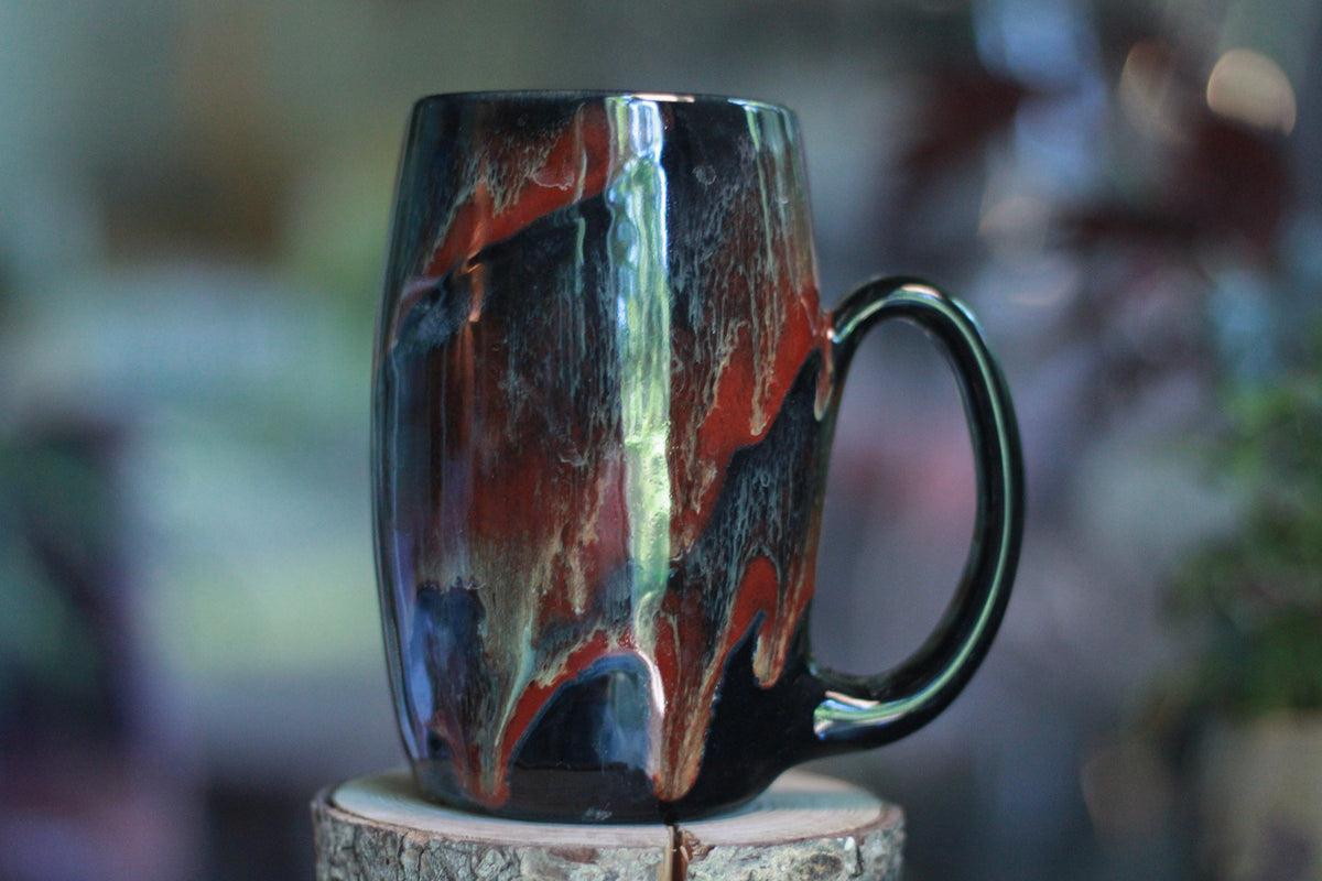19-E Scarlet Grotto Stein Mug, 20 oz.