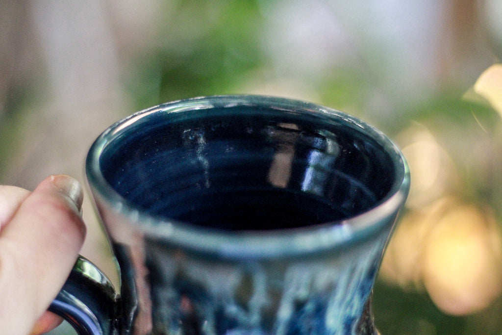21-E Moody Blues Barely Flared Mug, 21 oz.