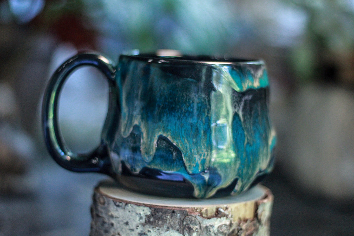 20-E Turquoise Grotto Squat Gourd Mug - MISFIT, 19 oz. - 10% off