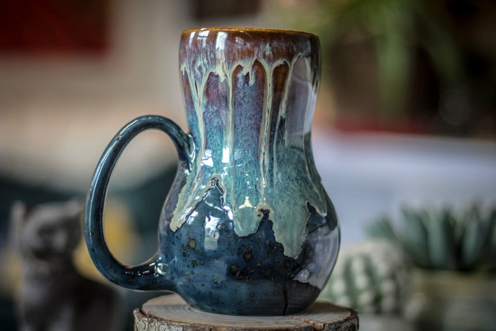 21-D New Wave Gourd Mug, 18 oz.