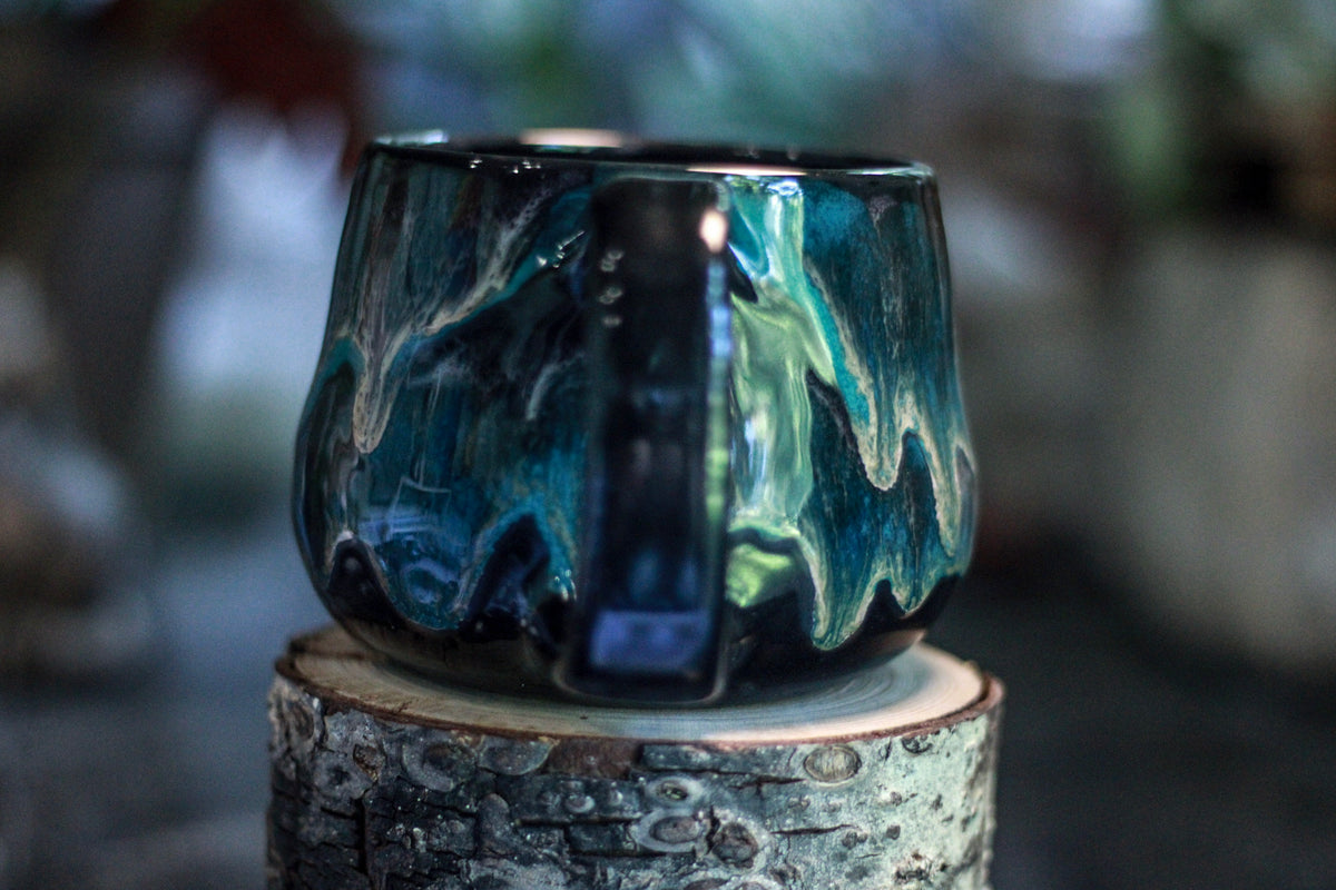 20-E Turquoise Grotto Squat Gourd Mug - MISFIT, 19 oz. - 10% off