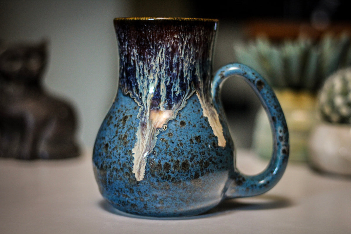 20-D New Wave Barely Flared Acorn Mug, 20 oz.