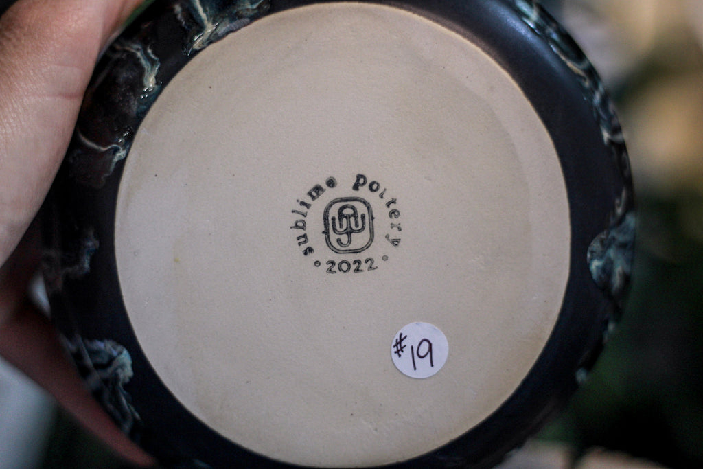 19-D New Wave Textured Bowl, 23 oz.