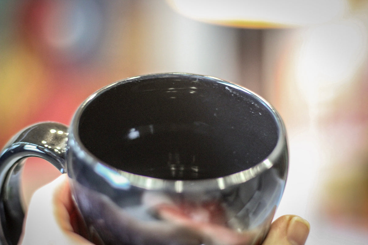 19-E Scarlet Grotto Gourd Mug, 15 oz.