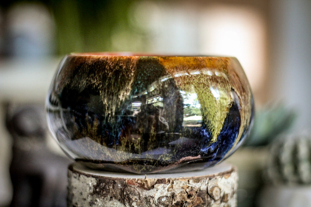 21-C Rainbow Grotto Bowl, 26 oz.