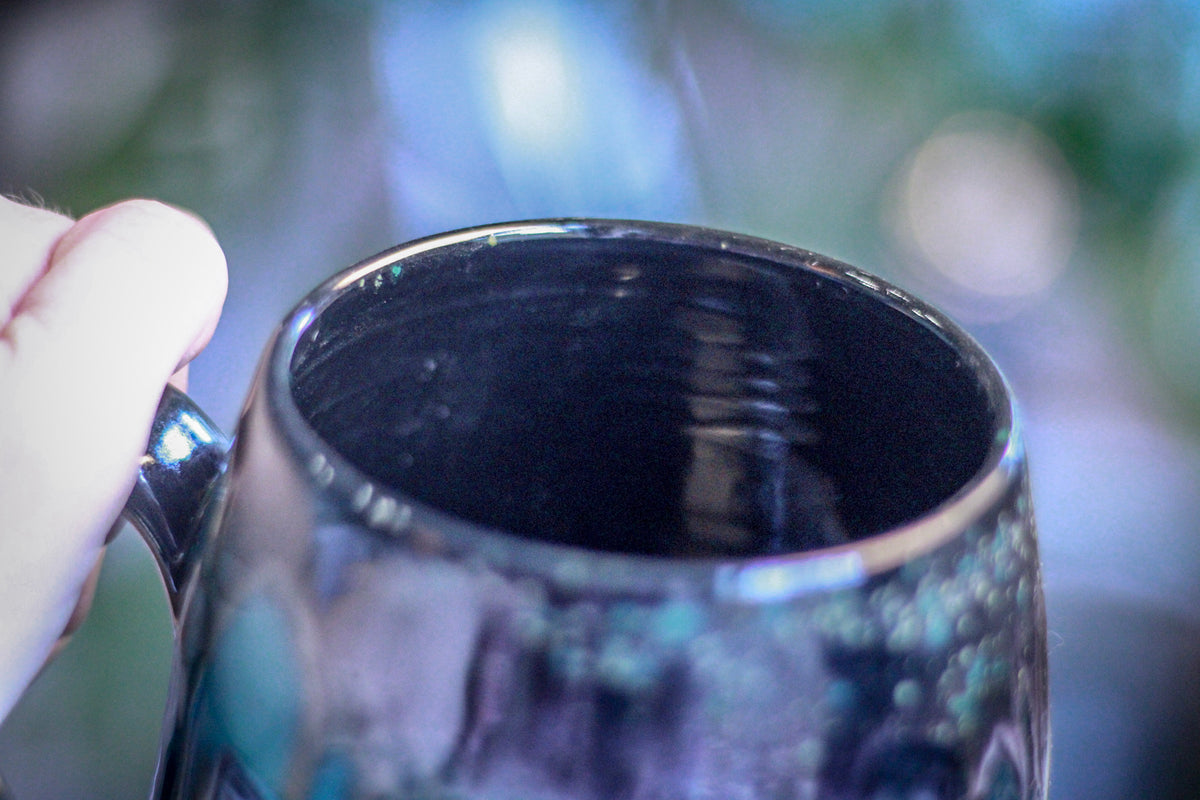 21-D Turquoise Grotto Variation Mug, 26 oz.