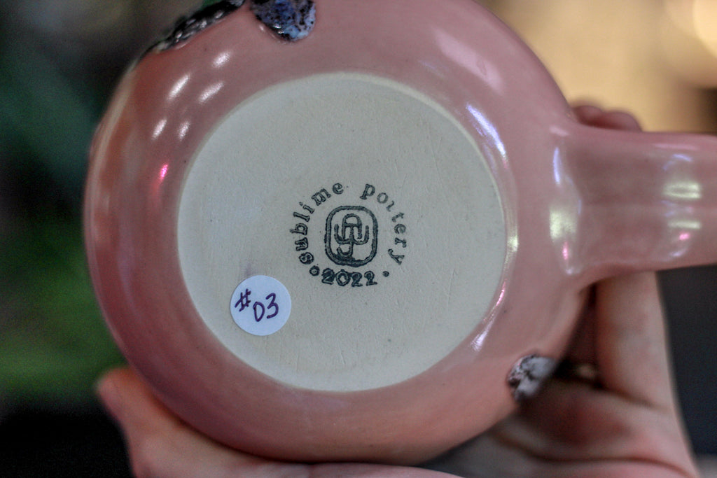 03-D Granny's Lace Flared Notched Mug, 23 oz.