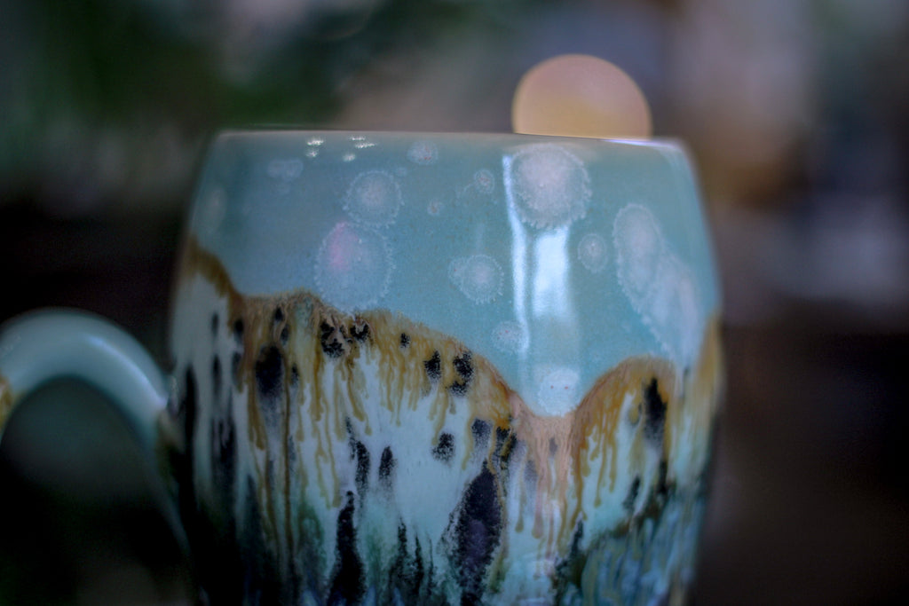 02-A Yellowstone Notched Mug, 21 oz.